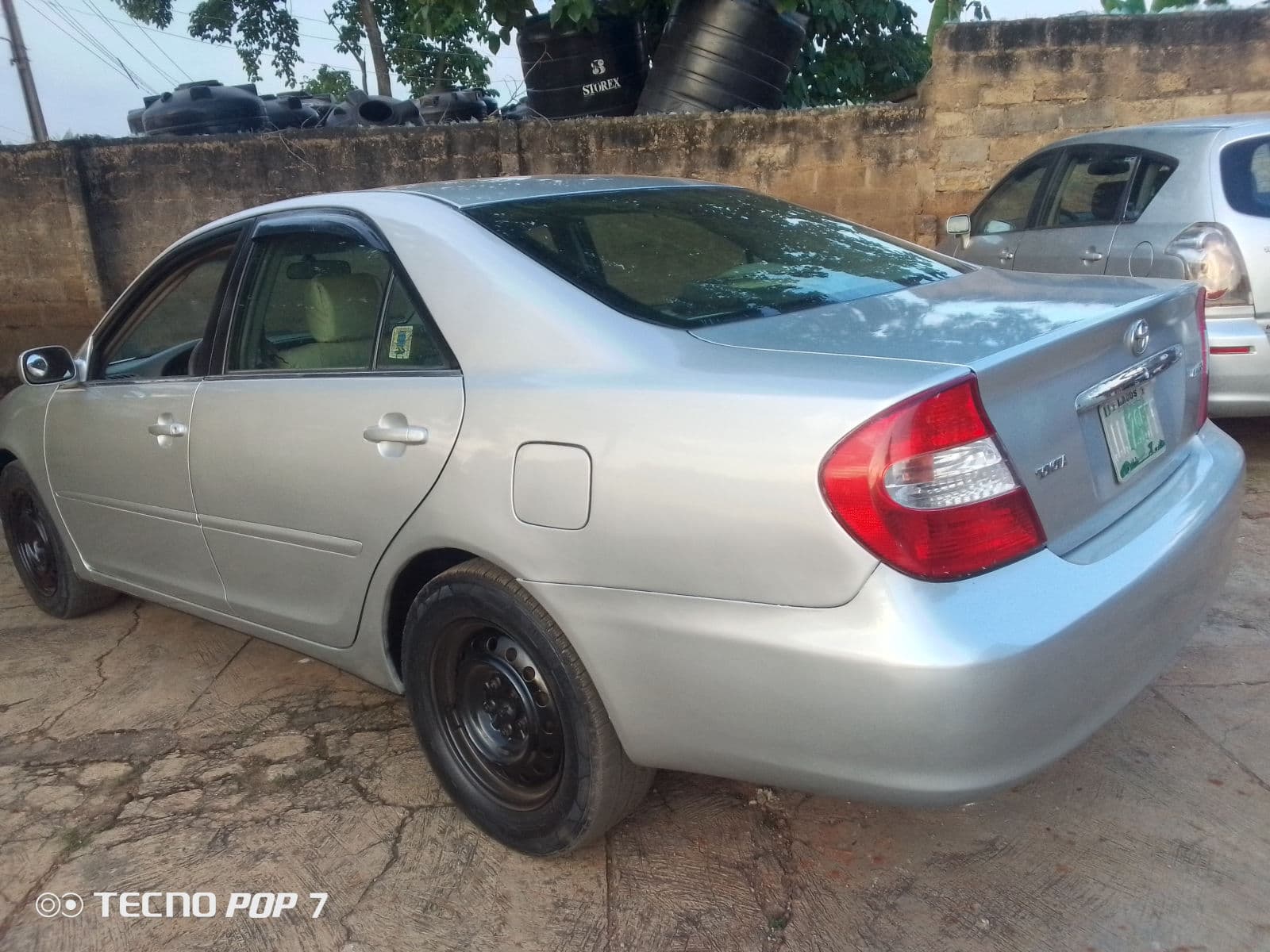 2004 Toyota Camry Sedan — photo 4 of 9