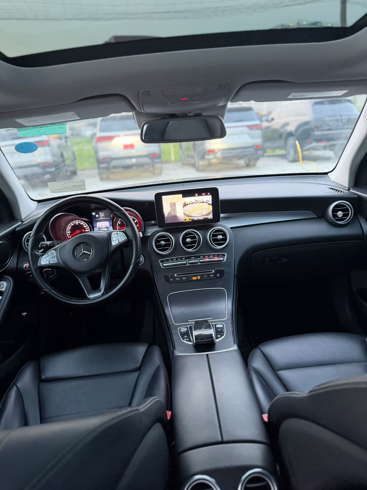 2016 Mercedes-Benz GLC SUV — photo 6 of 10