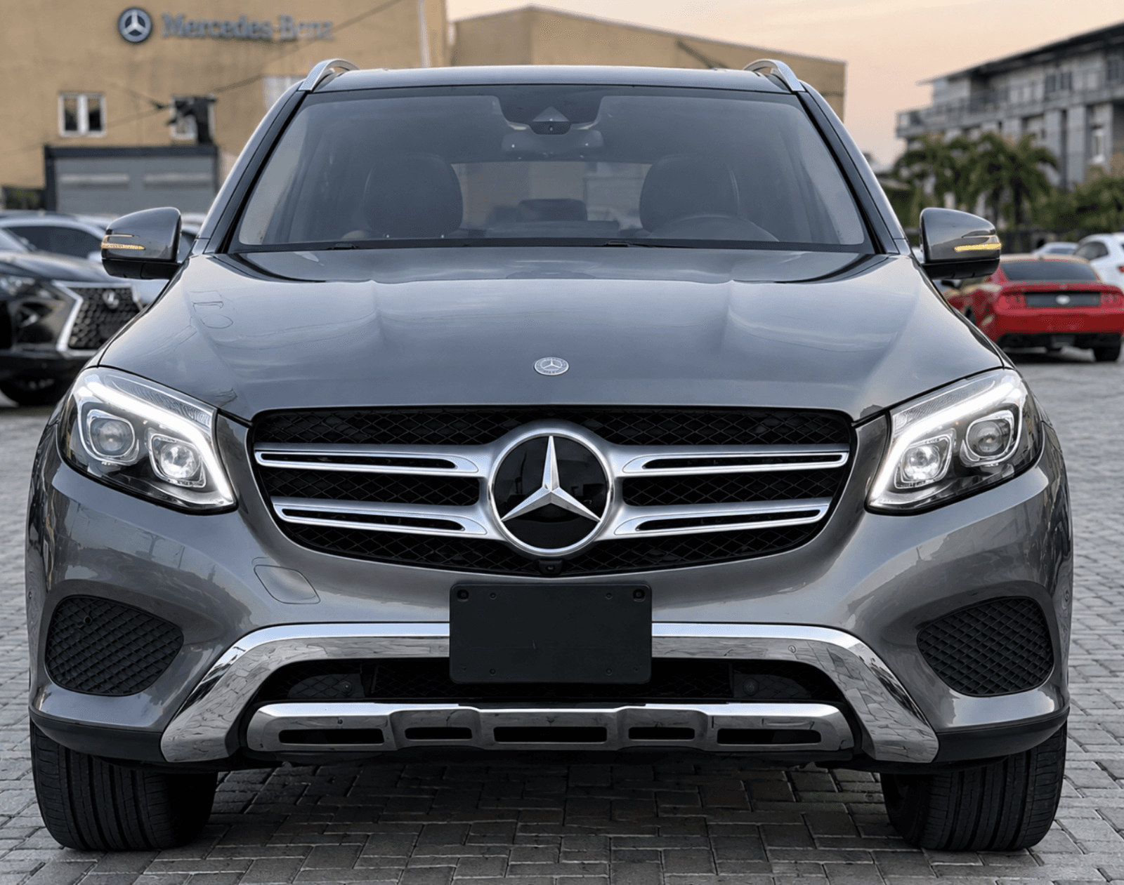 2016 Mercedes-Benz GLC 300, Accident Free Automatic SUV (Foreign Used) for Sale in Lekki, Lagos