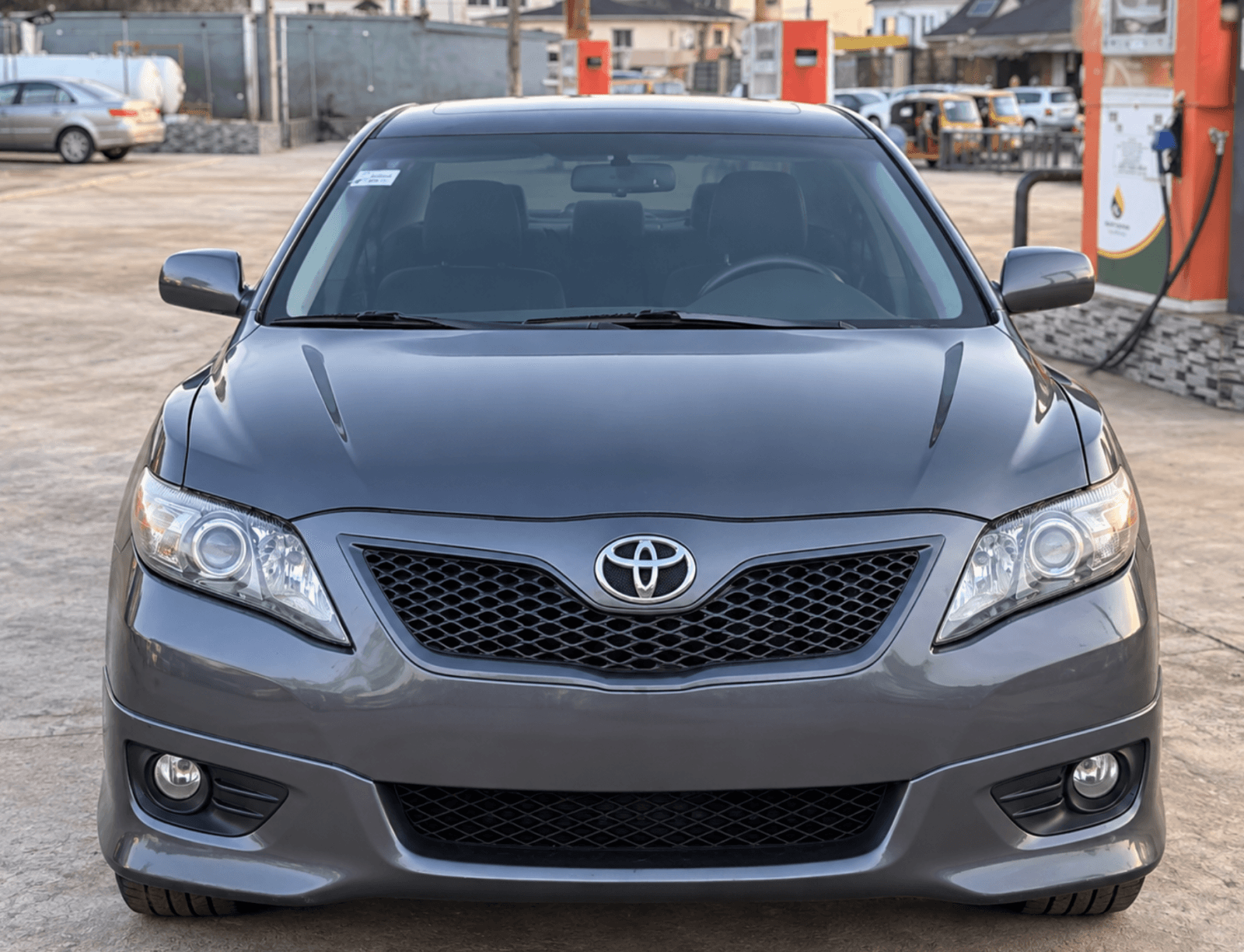 2011 Toyota Camry SE – Foreign Used Automatic Sedan for Sale in Meiran-Alagbado, Lagos