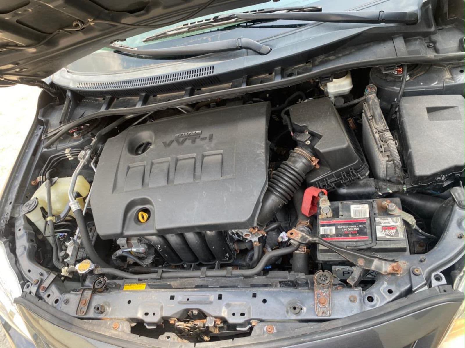 2013 Toyota Corolla Sedan — photo 9 of 11