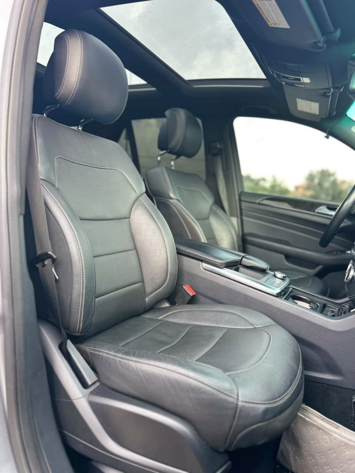 2015 Mercedes-Benz M Class SUV — photo 3 of 5