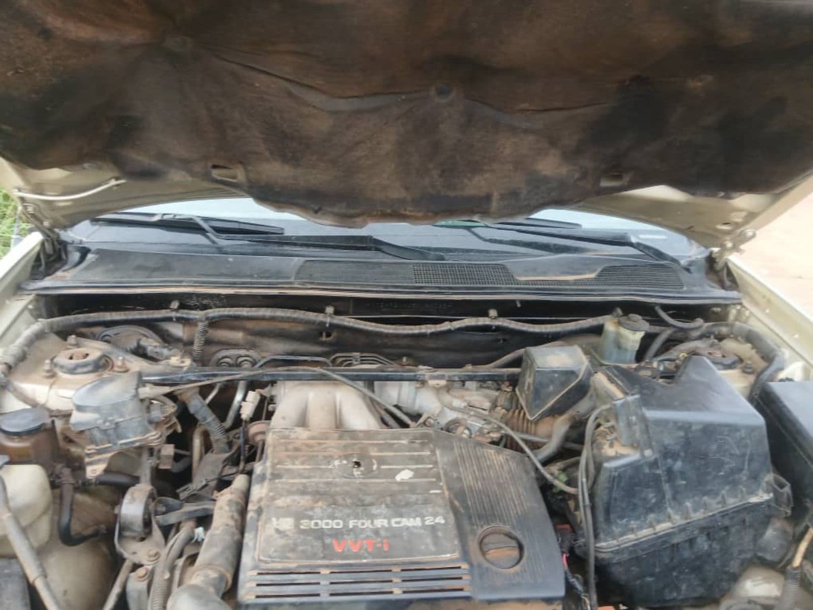 2005 Toyota Highlander SUV — photo 7 of 8