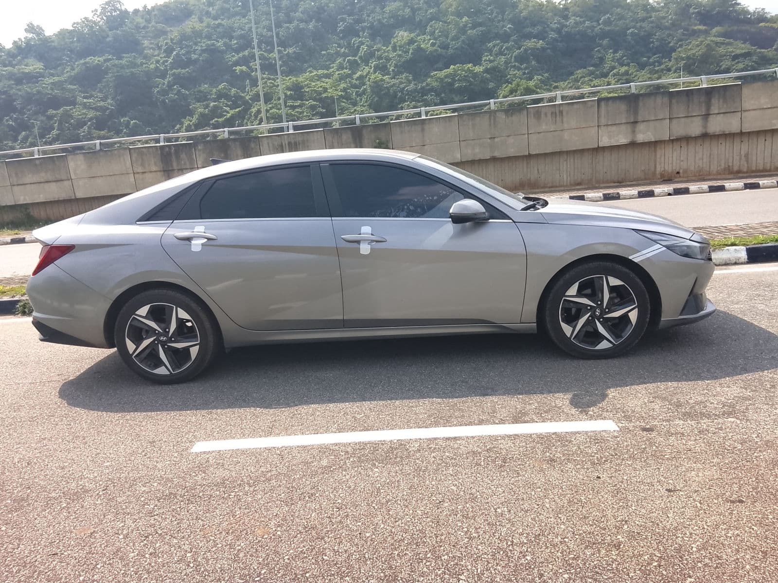 2021 Hyundai Sonata Sedan — photo 4 of 8