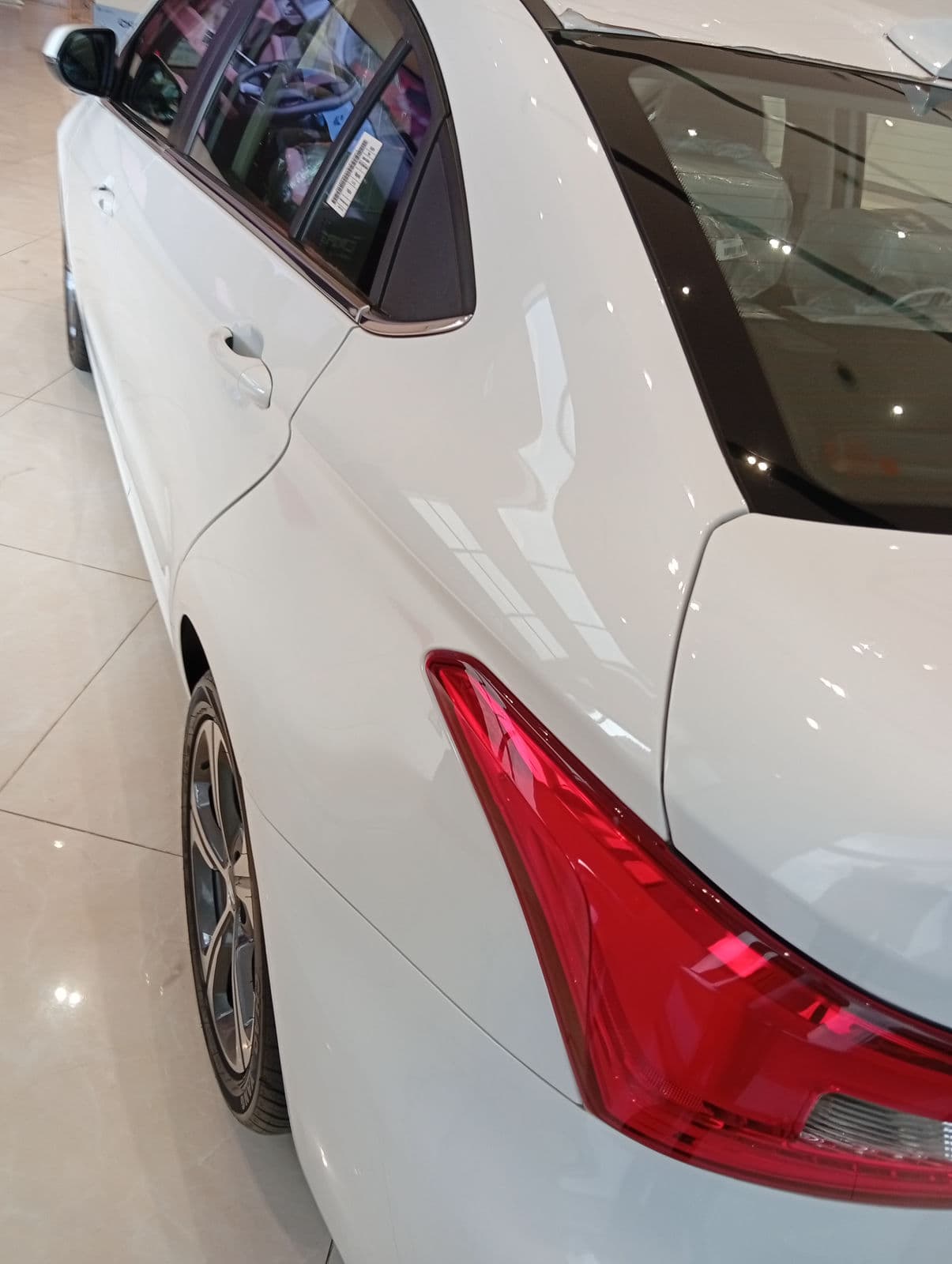 2026 Chery Arrizo 5 Sedan — photo 7 of 8