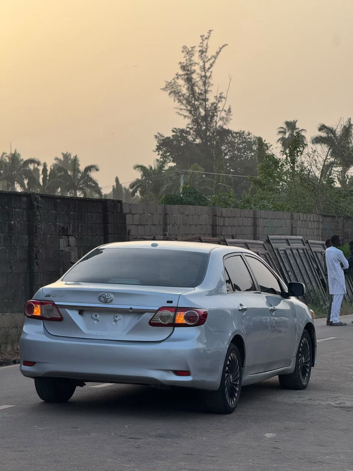 2013 Toyota Corolla Sedan — photo 9 of 9