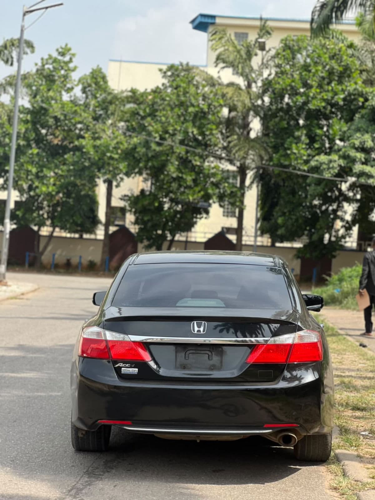 2014 Honda Accord Sedan — photo 8 of 8