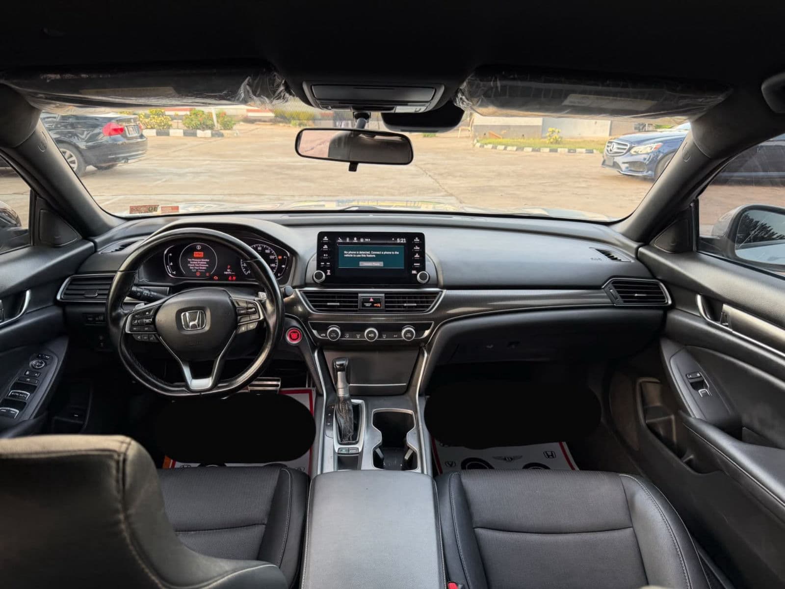 2020 Honda Accord Sedan — photo 4 of 6