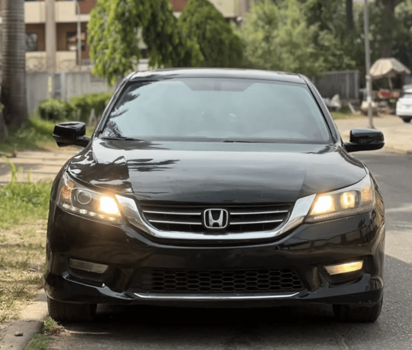 Nigerian Used 2014 Keyless Honda Accord for Sale in Abuja | Automatic Sedan