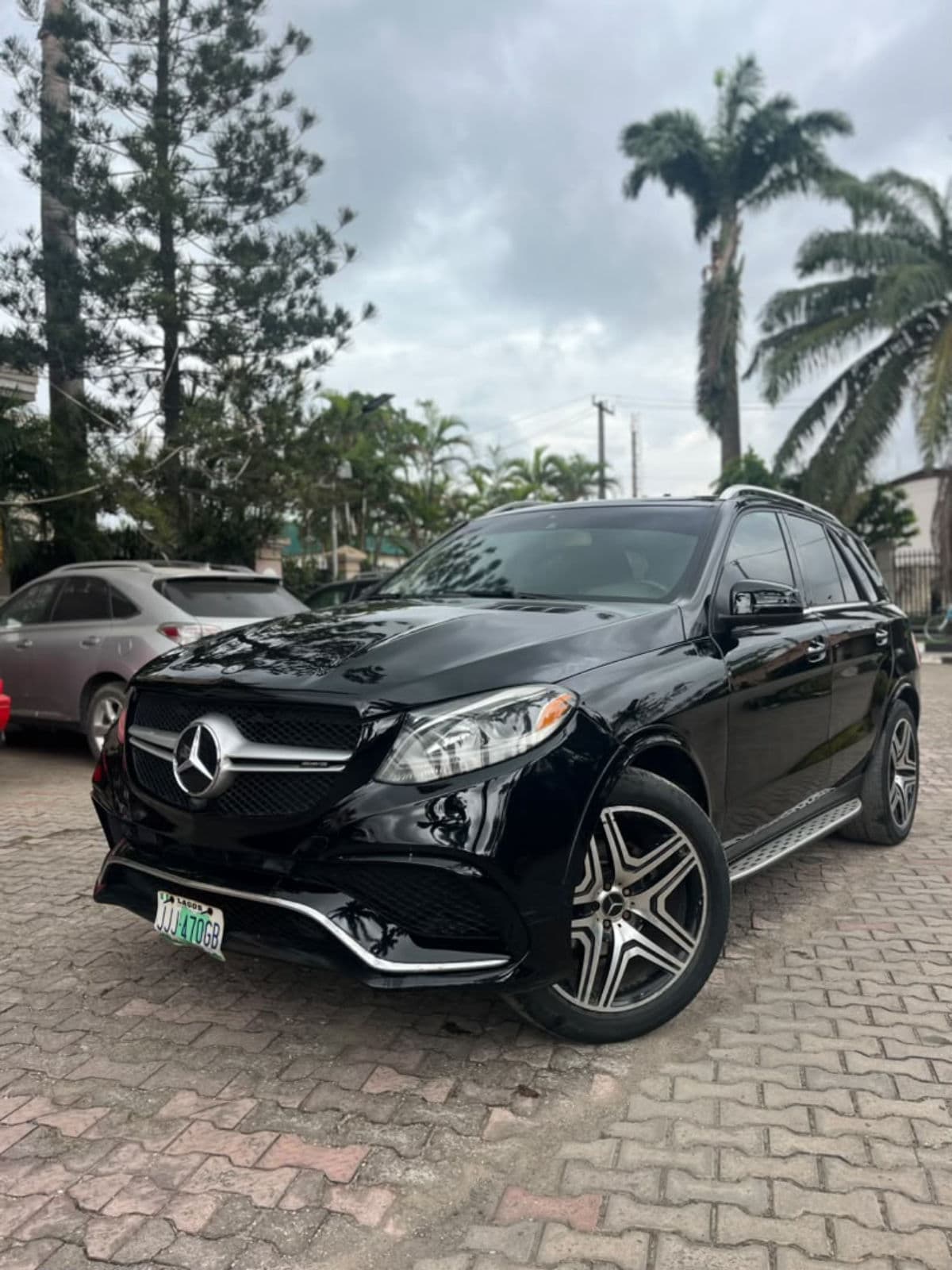 2018 Mercedes-Benz GLE SUV — photo 2 of 5