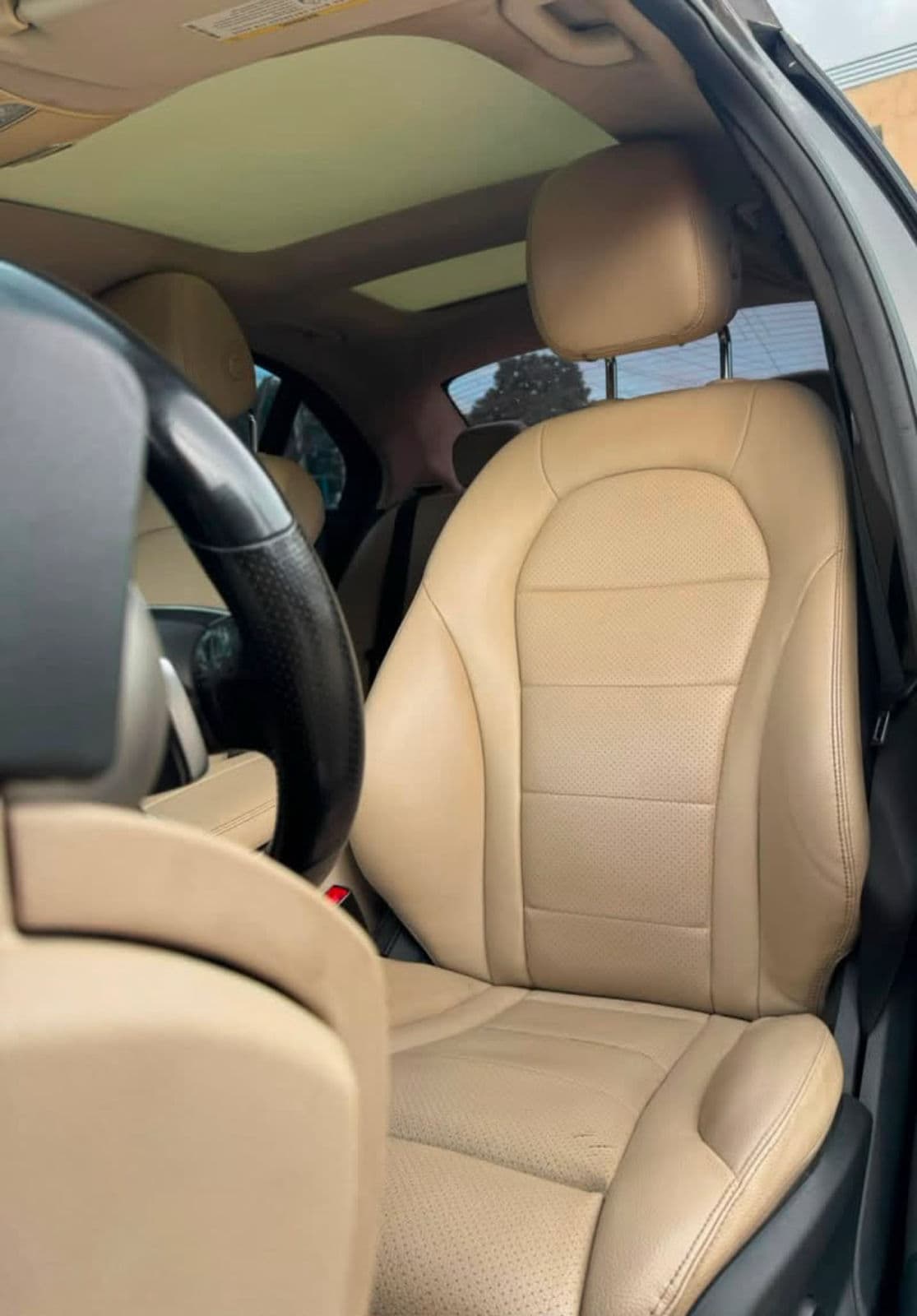 2016 Mercedes-Benz C Class Sedan — photo 5 of 9