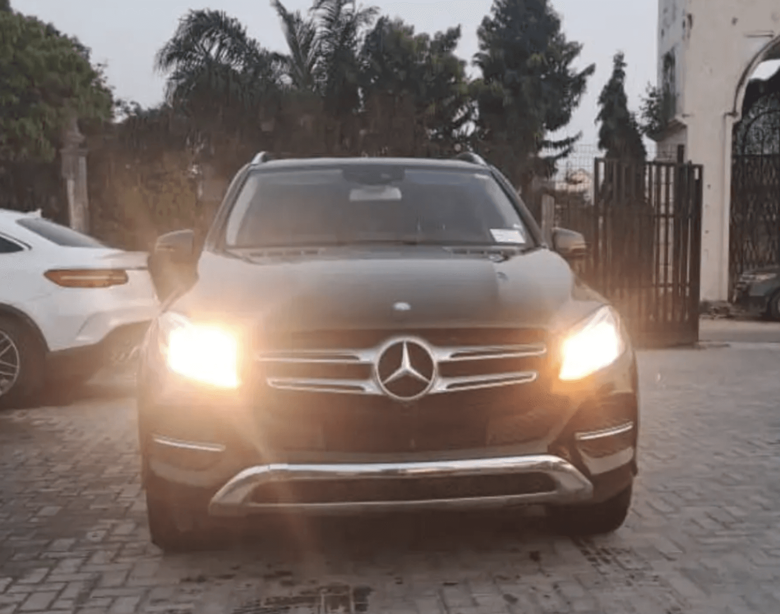 2017 Mercedes-Benz GLE SUV — photo 5 of 5