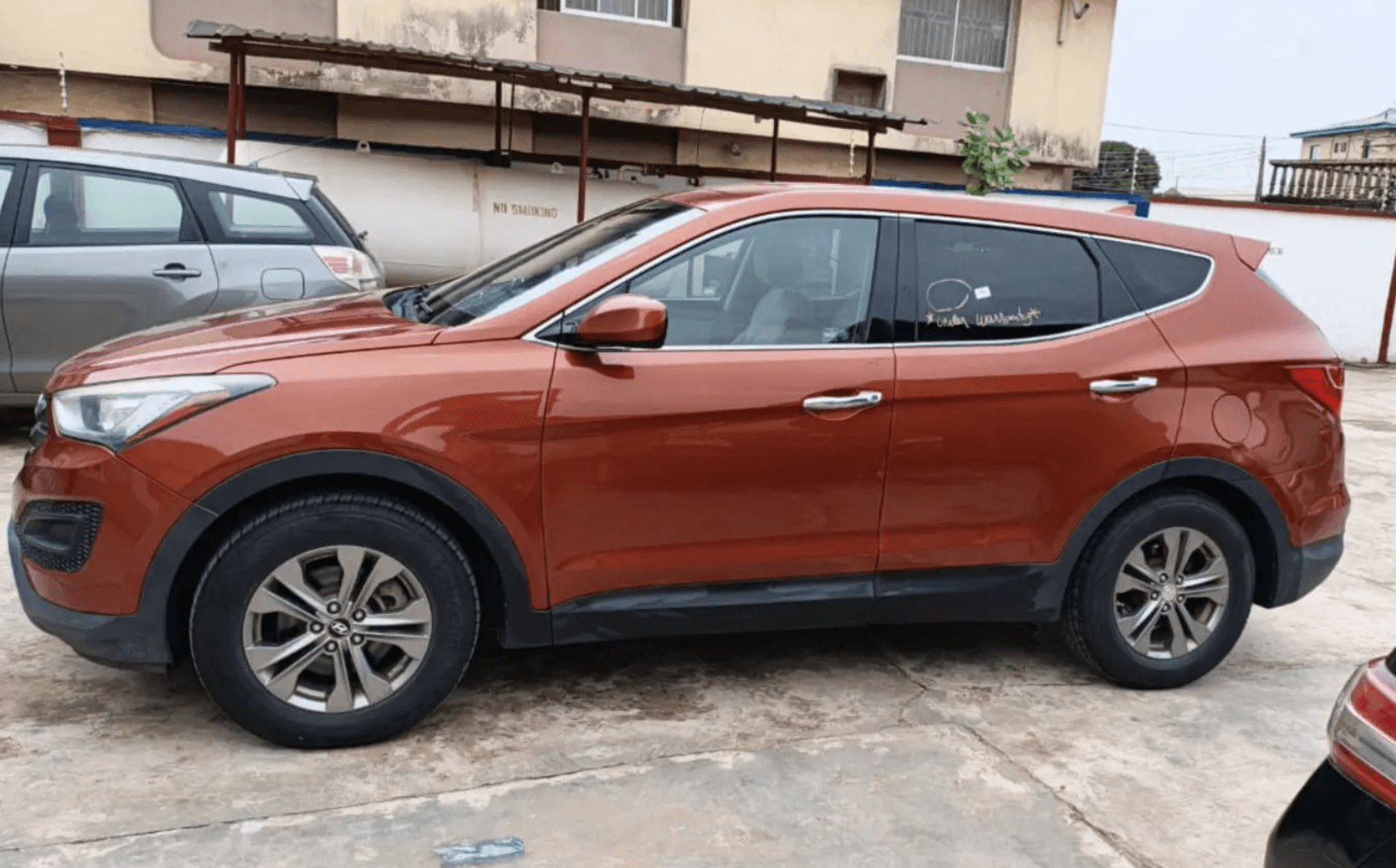 2014 Hyundai Santa-fe SUV — photo 8 of 8