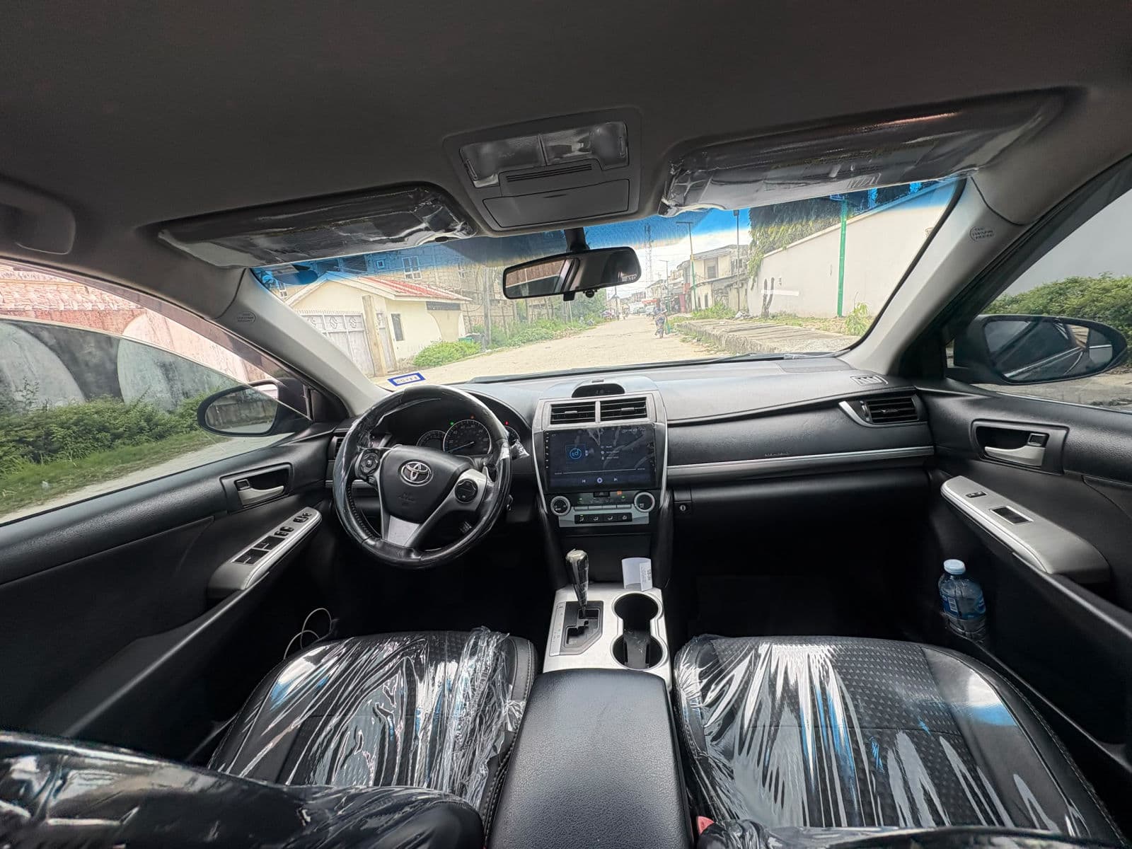 2013 Toyota Camry Sedan — photo 3 of 11