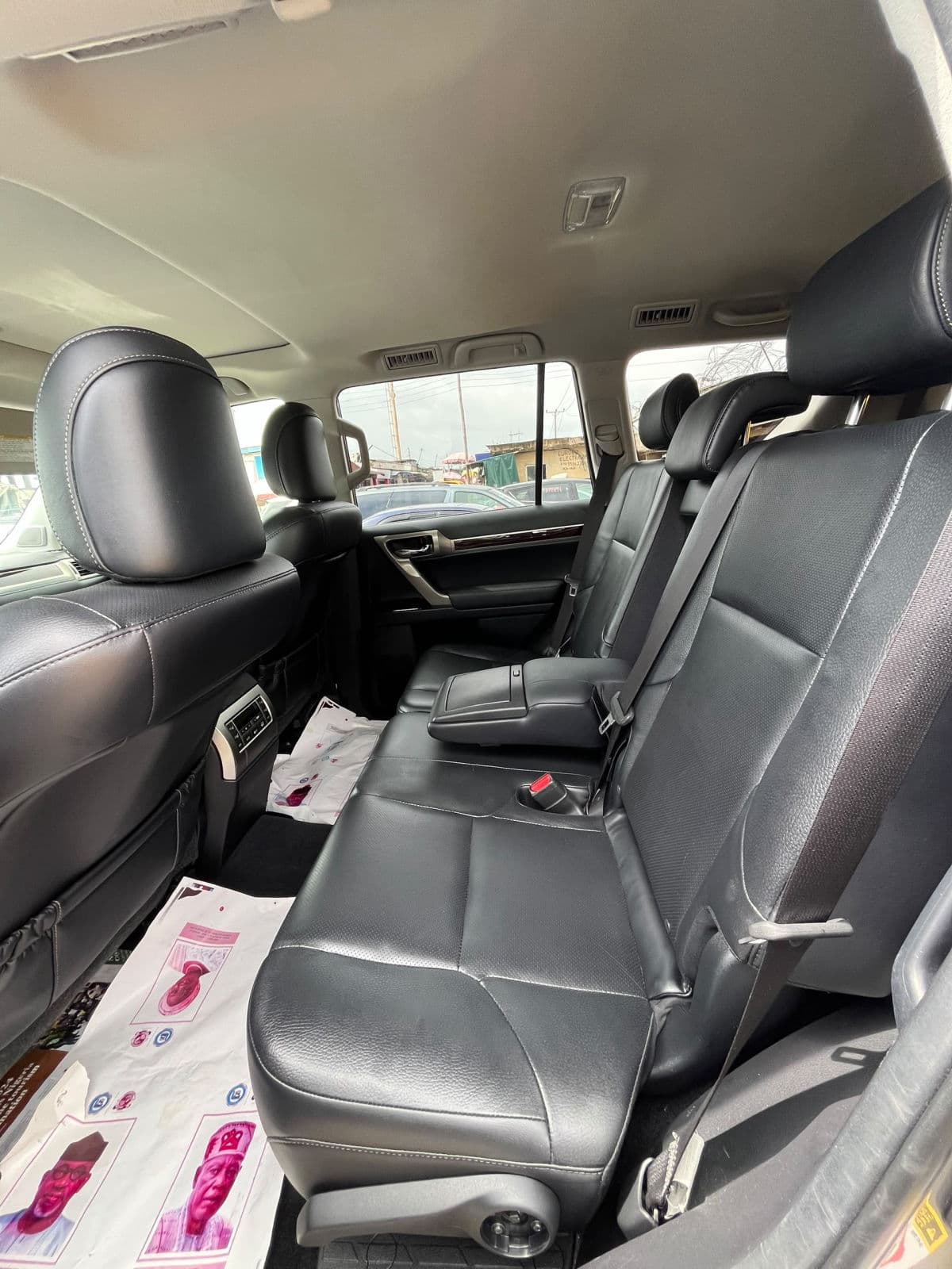 2015 Lexus GX SUV — photo 7 of 11