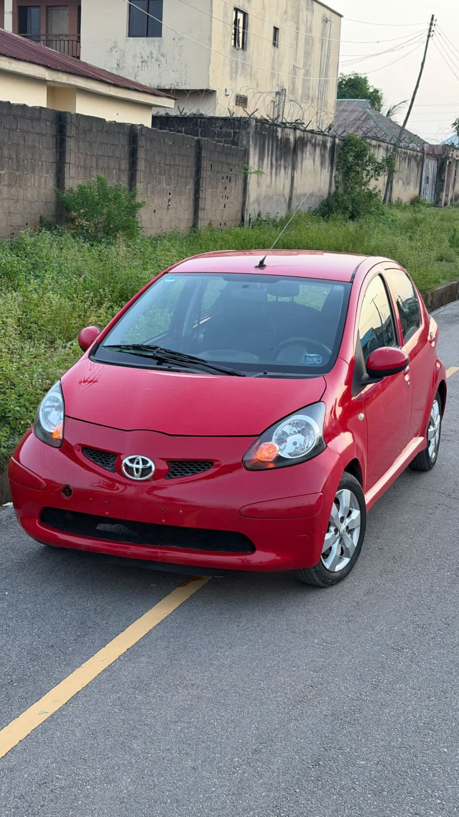 2007 Toyota Aygo Hatchback — photo 2 of 10