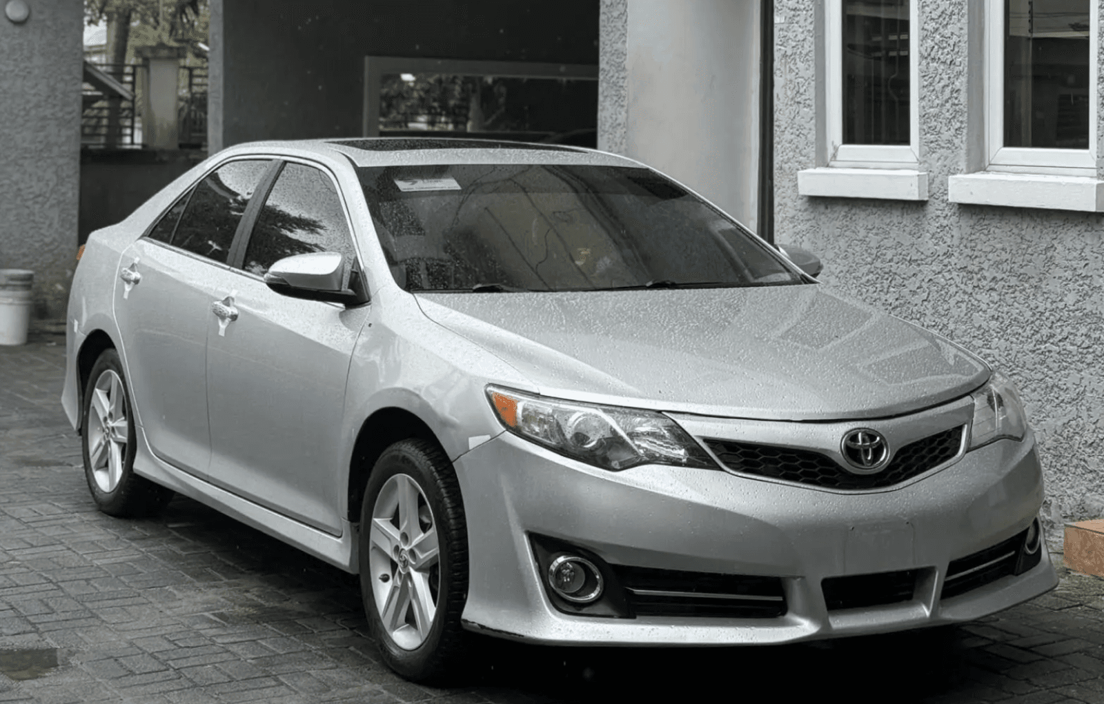 2011 Toyota Camry Sedan — photo 7 of 7