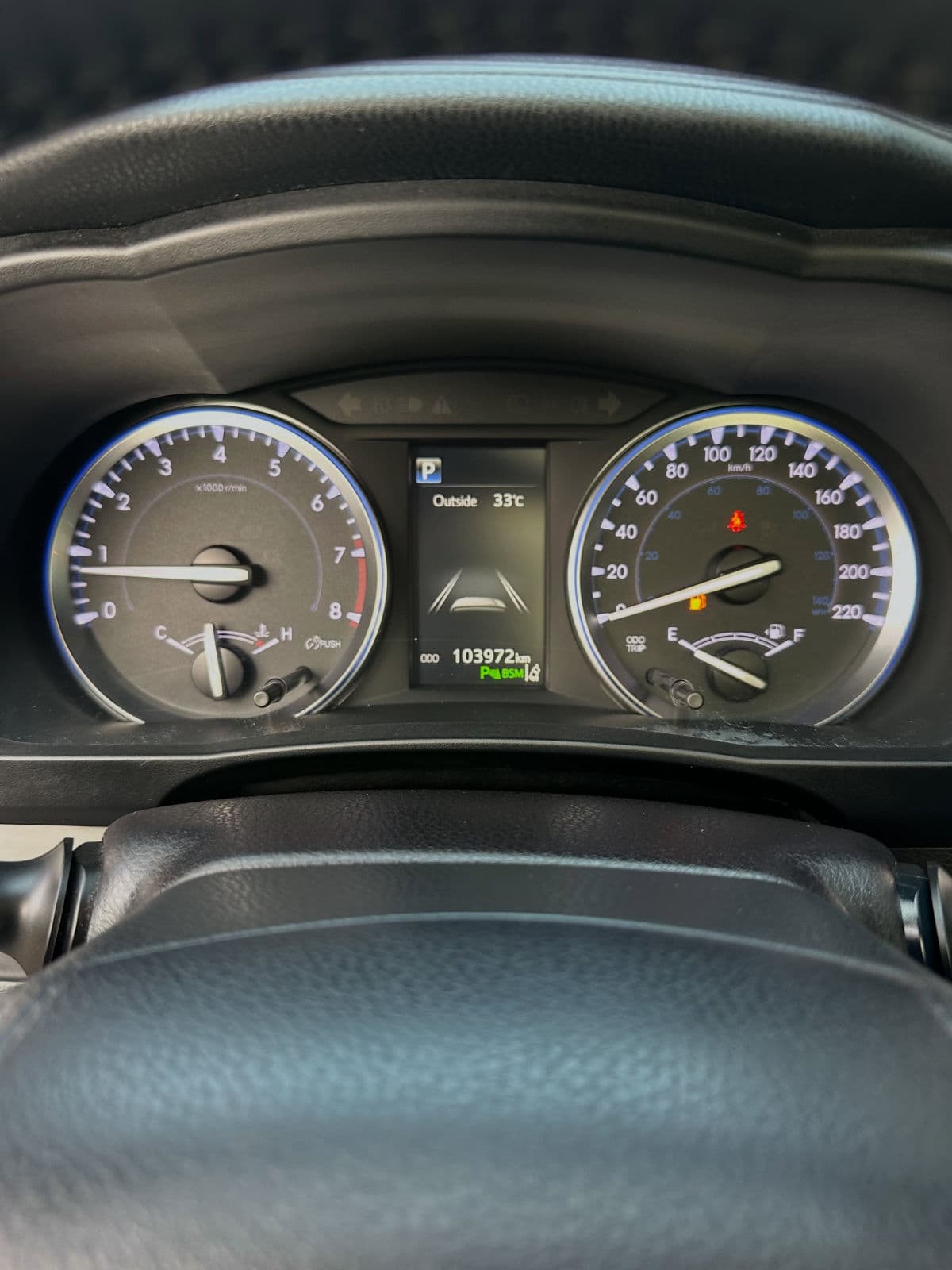 2017 Toyota Highlander SUV — photo 8 of 9