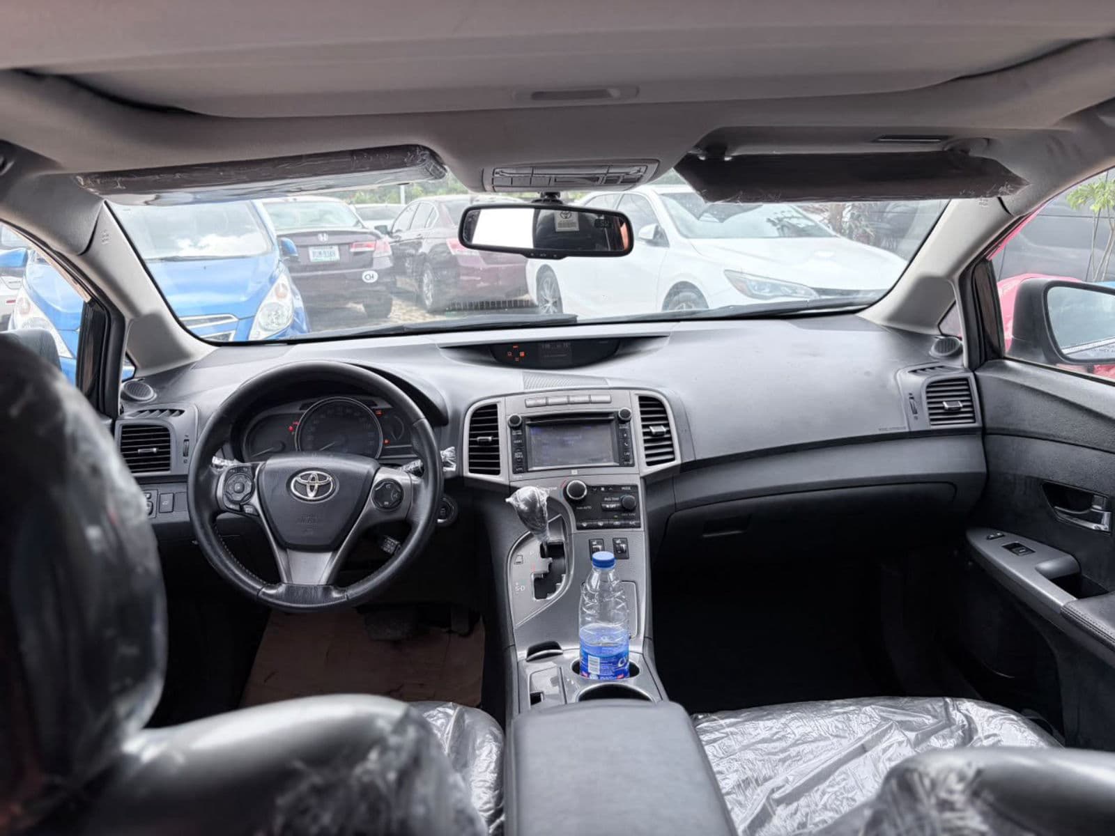 2016 Toyota Venza SUV — photo 3 of 6