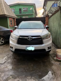 2016 Toyota Highlander SUV — for sale in Surulere