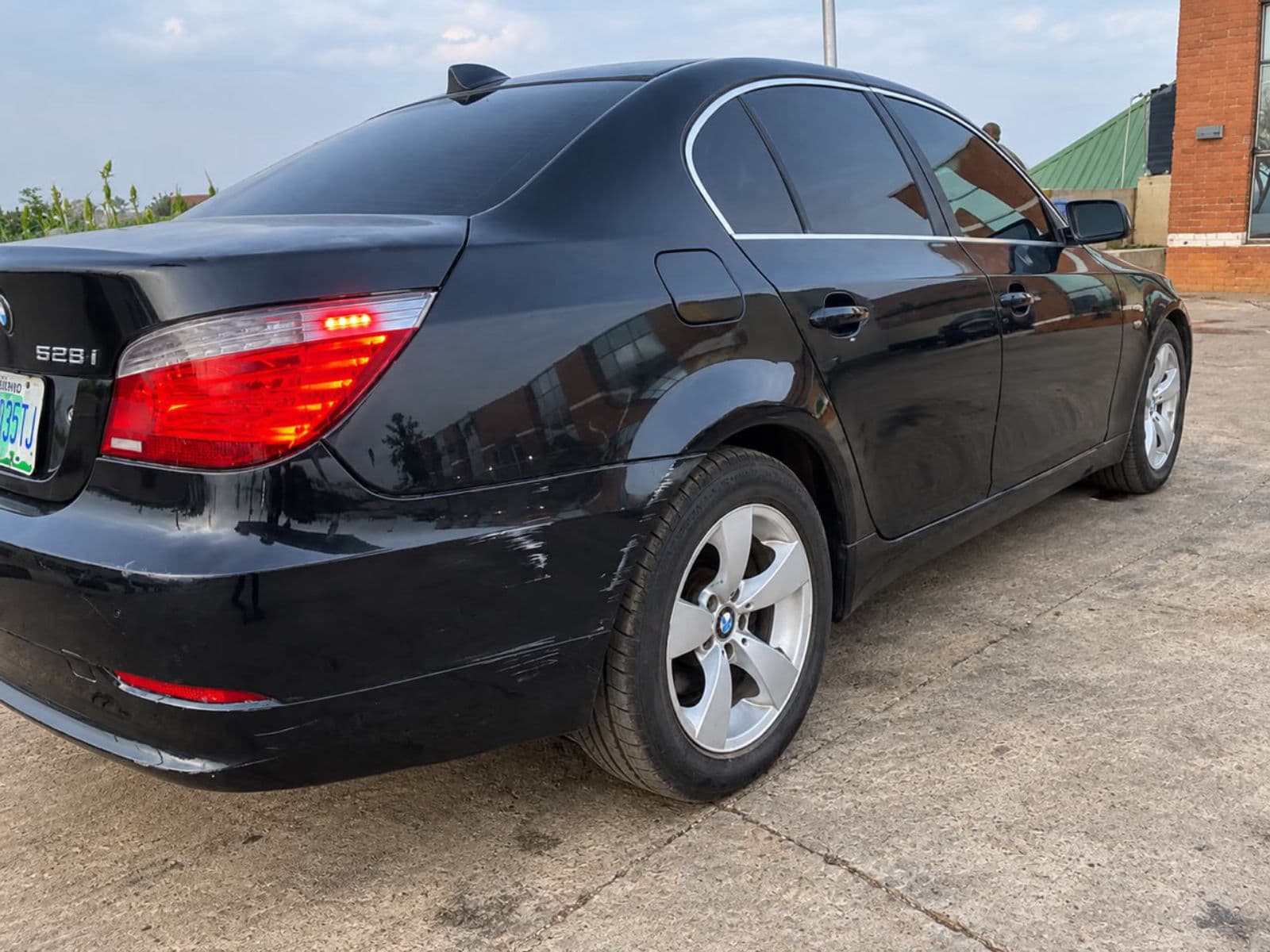 2009 BMW 5 SERIES SUV — photo 8 of 8