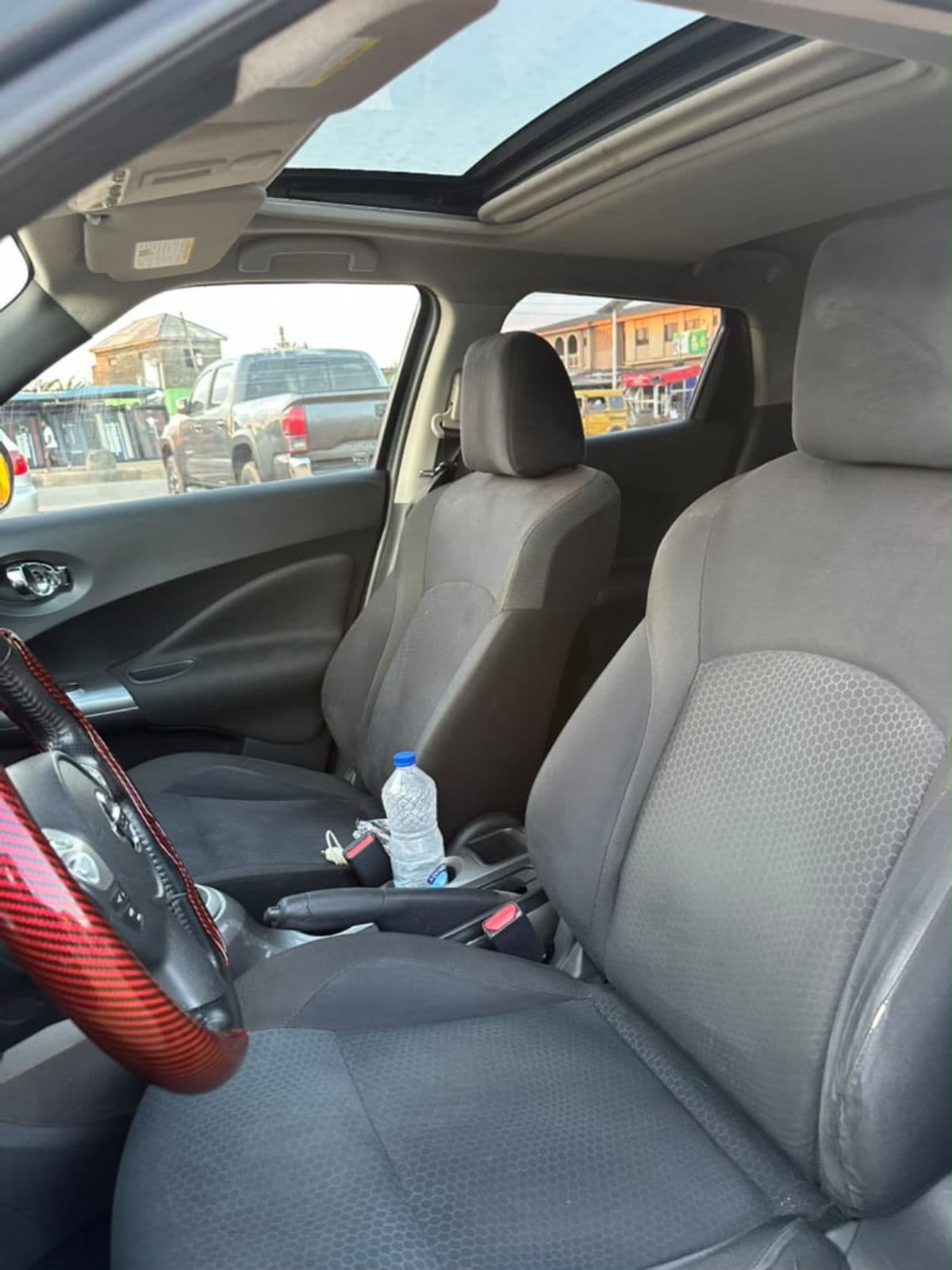 2013 Nissan Juke SUV — photo 3 of 11