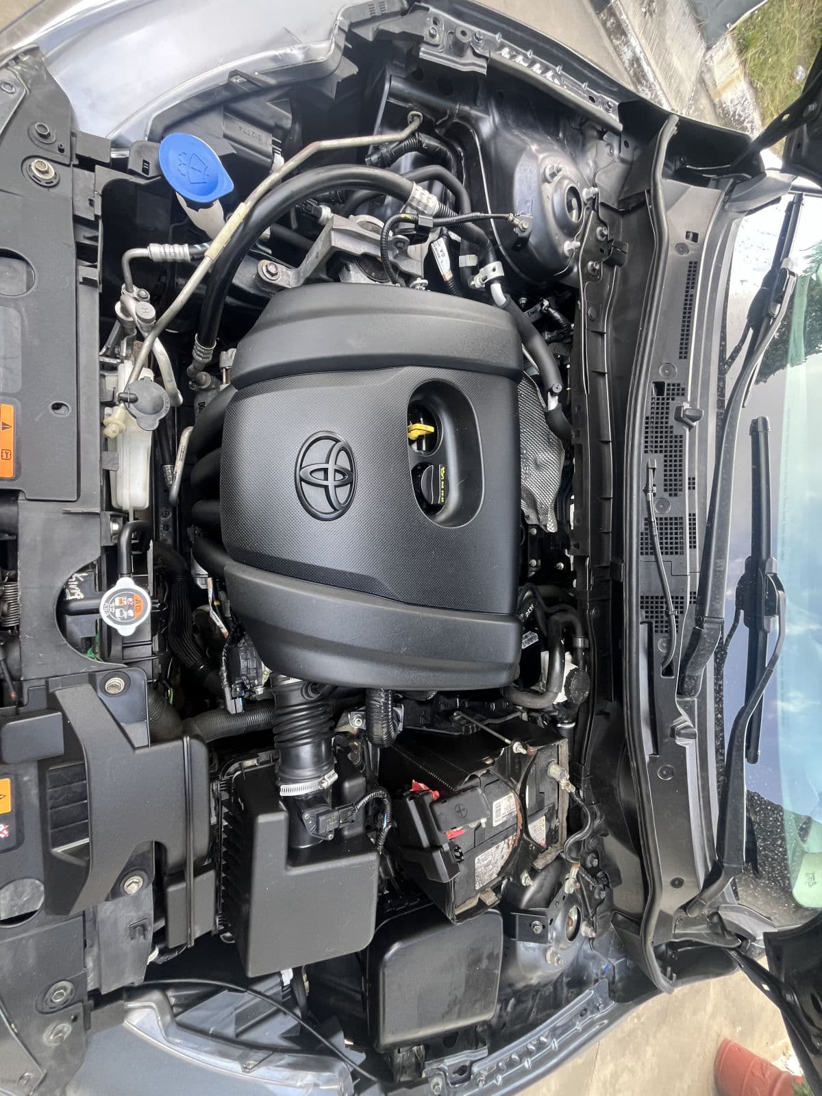 2018 Toyota Yaris Sedan — photo 8 of 8