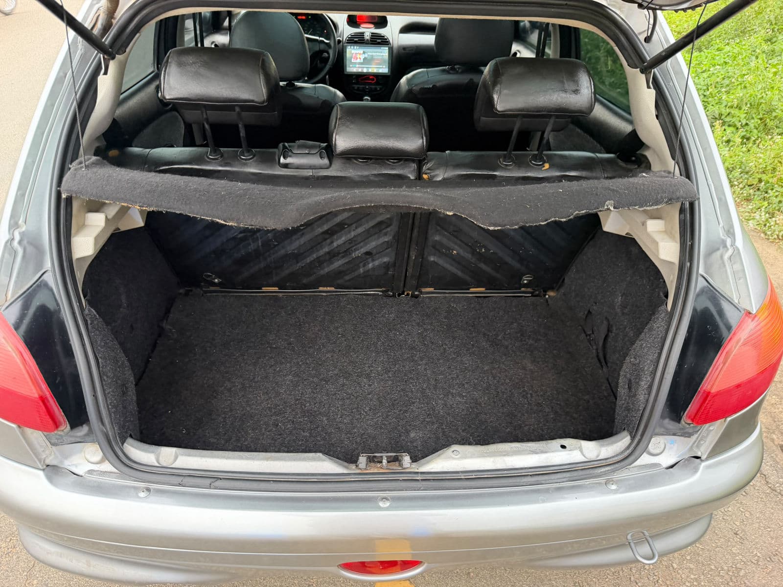 2006 Peugeot 206 Hatchback — photo 4 of 11