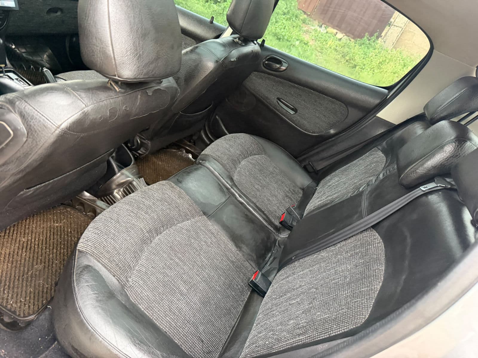 2006 Peugeot 206 Hatchback — photo 10 of 11
