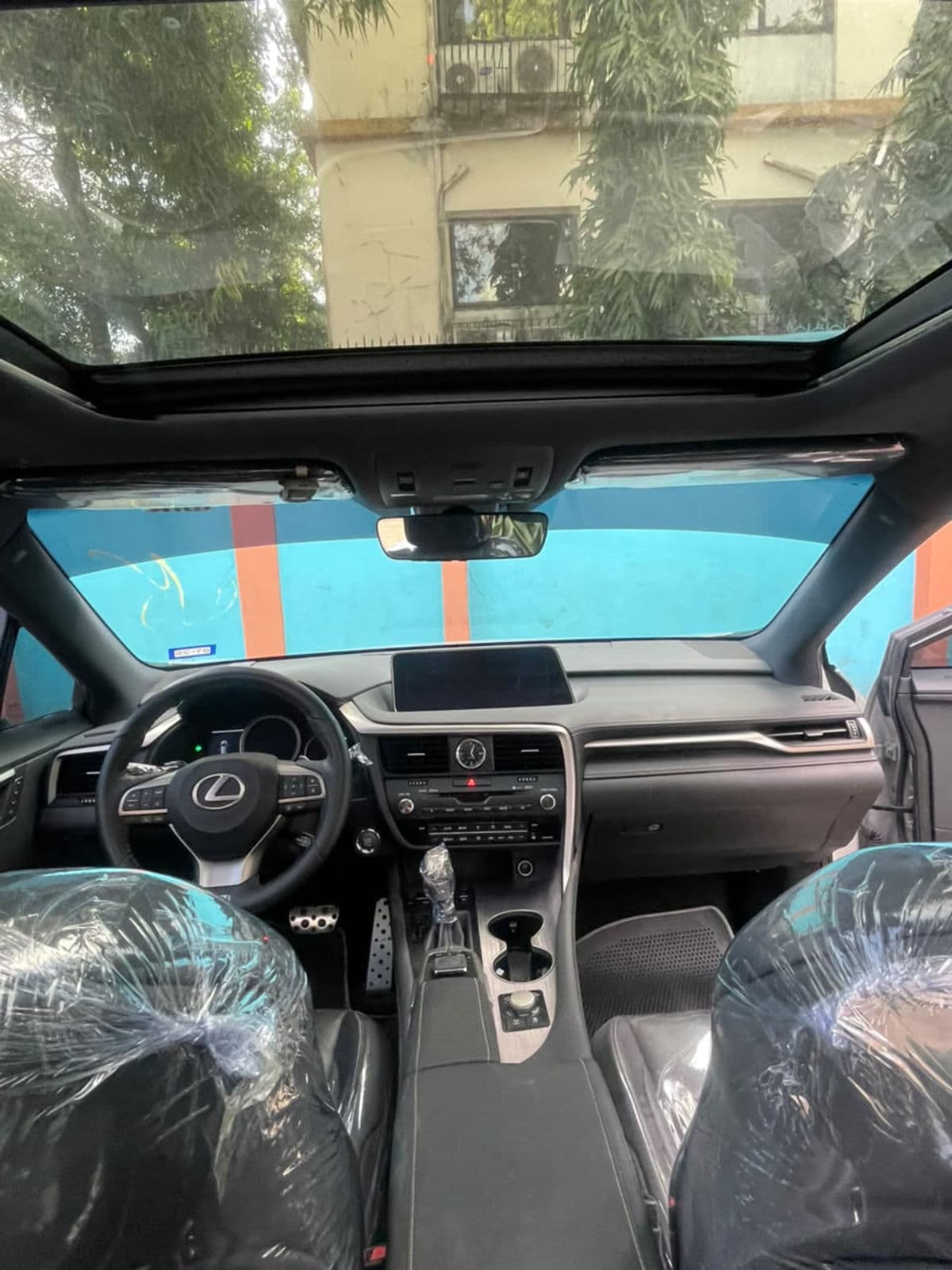 2018 Lexus RX SUV — photo 3 of 11