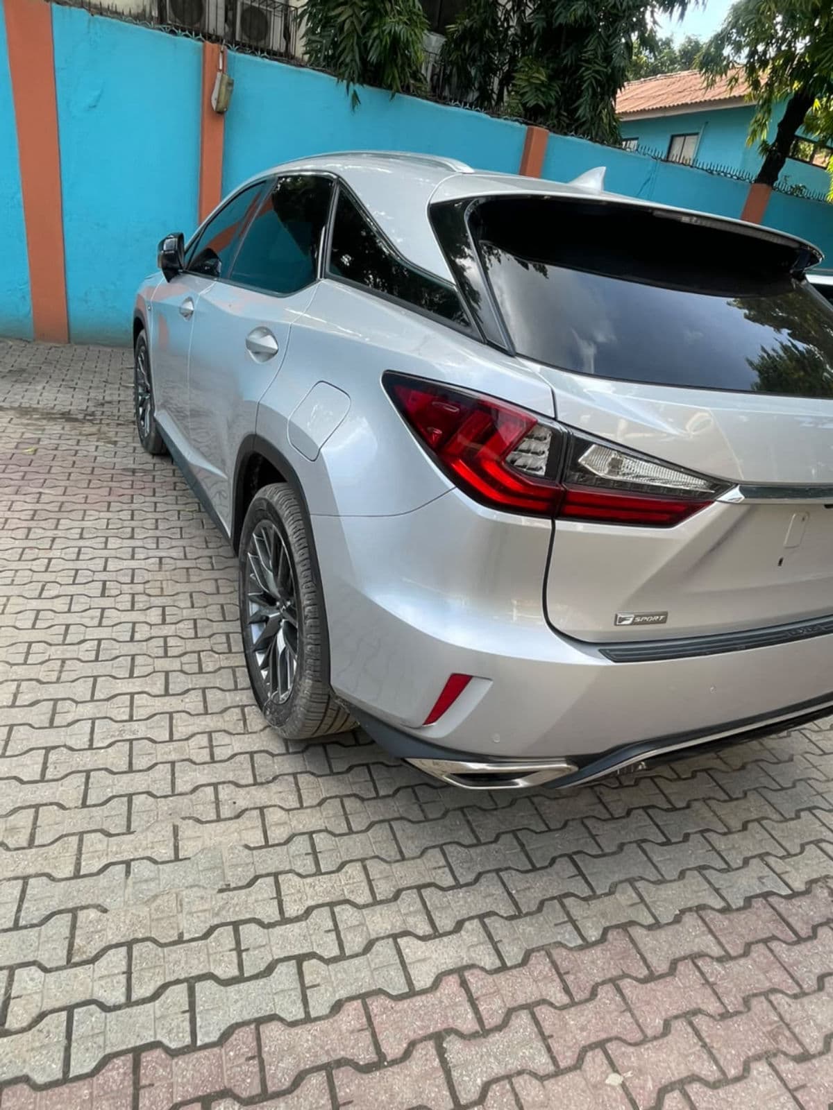 2018 Lexus RX SUV — photo 5 of 11