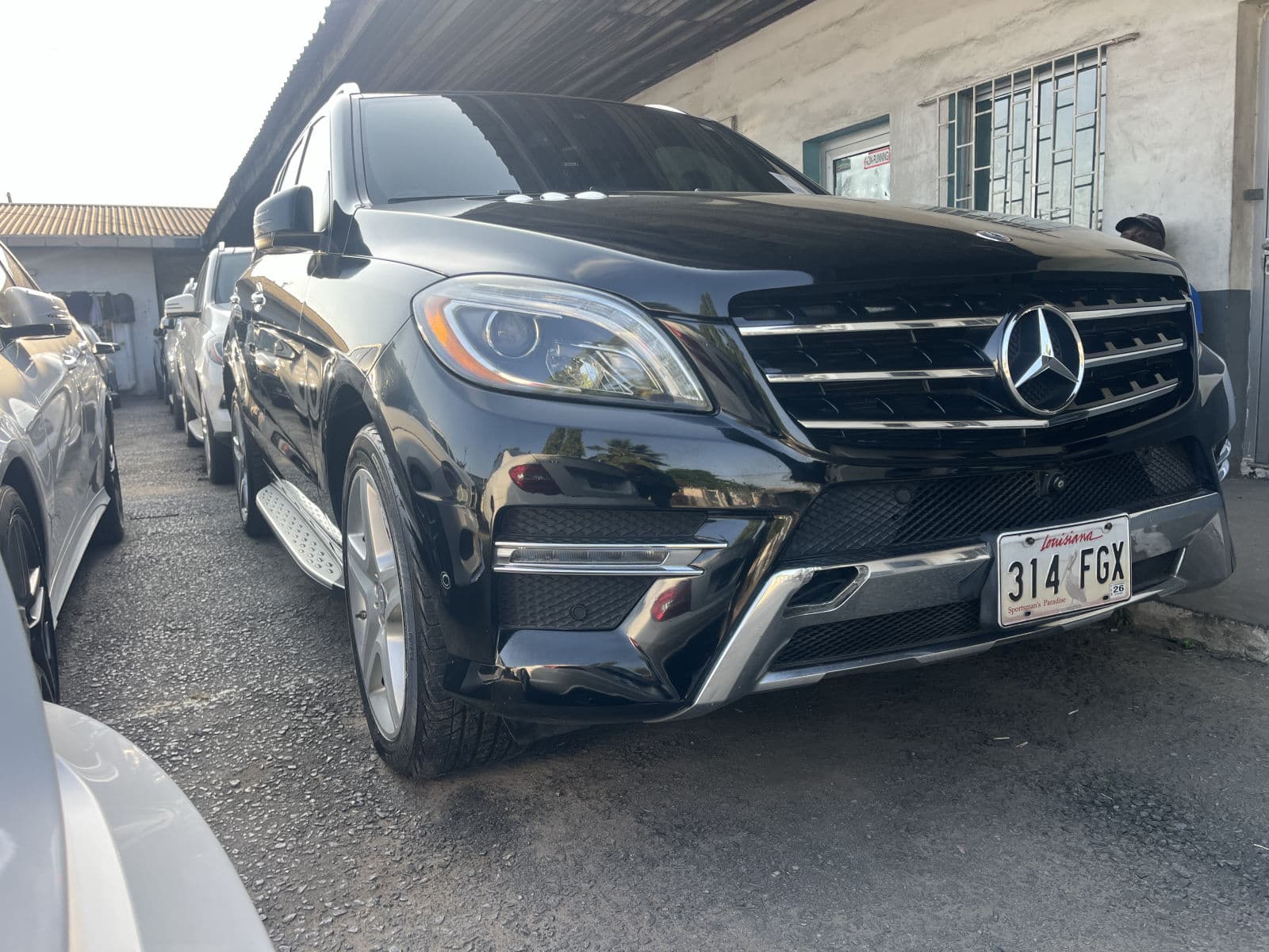 2015 Mercedes-Benz M Class SUV — photo 2 of 11