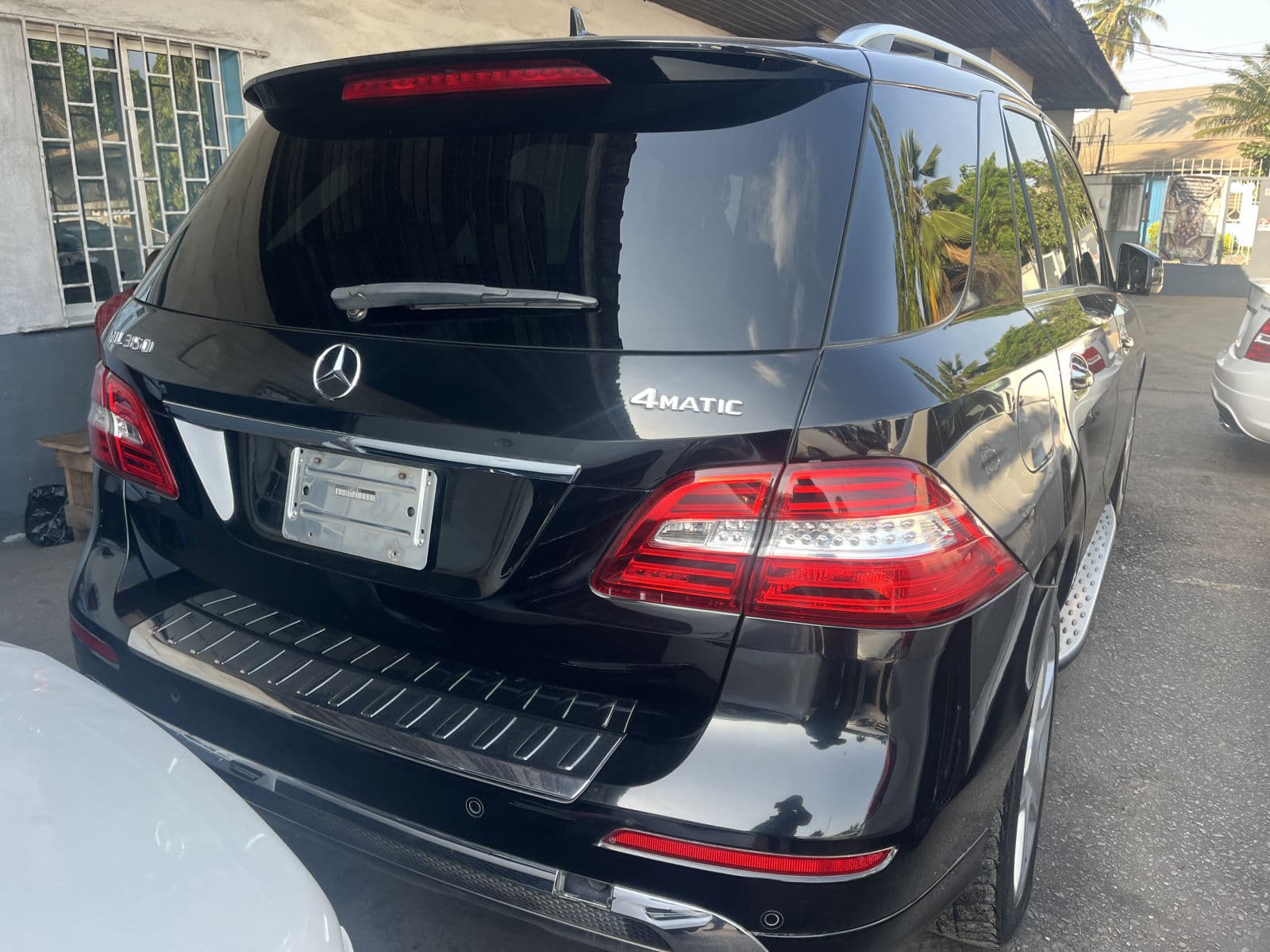 2015 Mercedes-Benz M Class SUV — photo 9 of 11