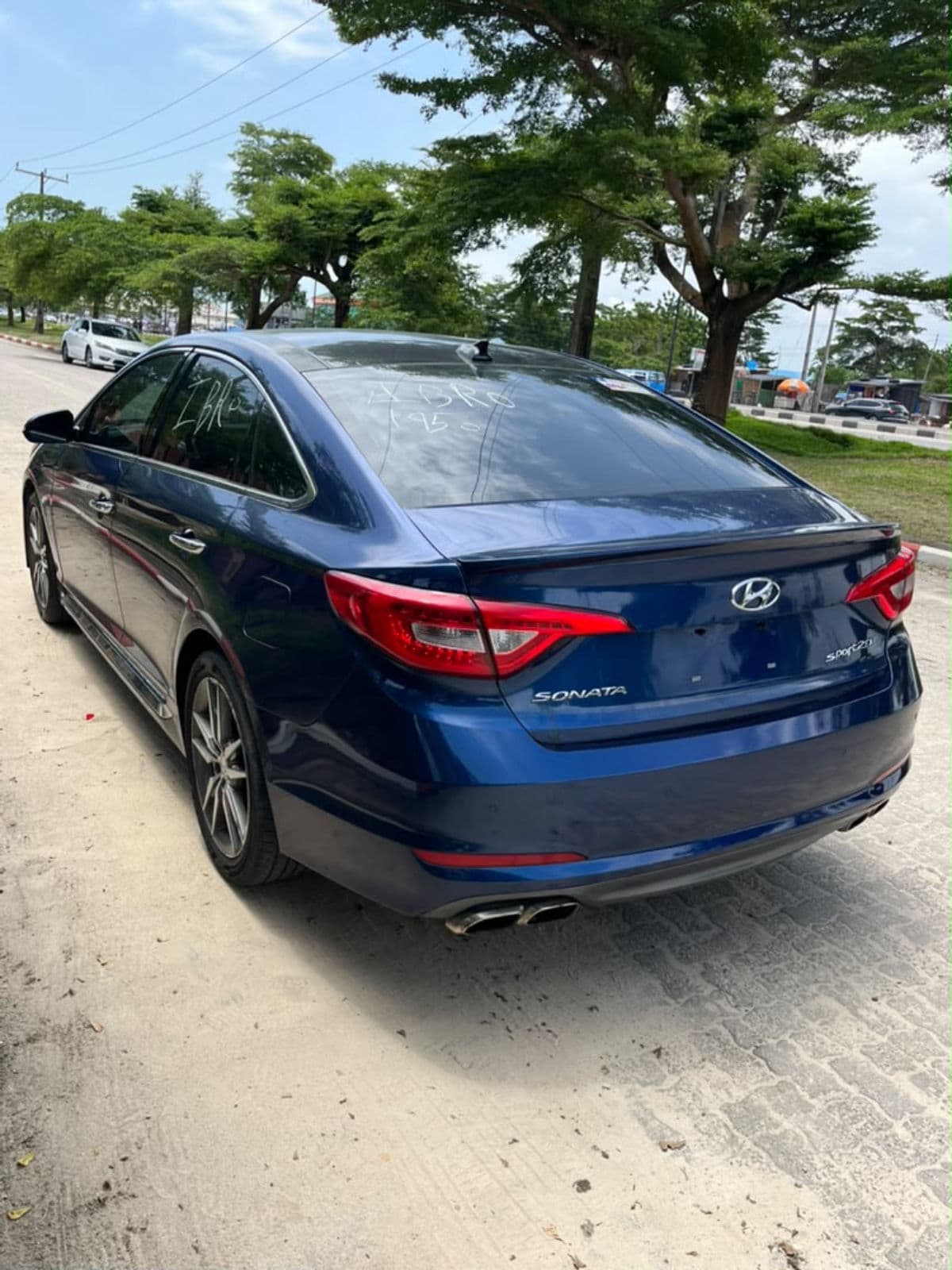 2016 Hyundai Sonata Sedan — photo 9 of 11