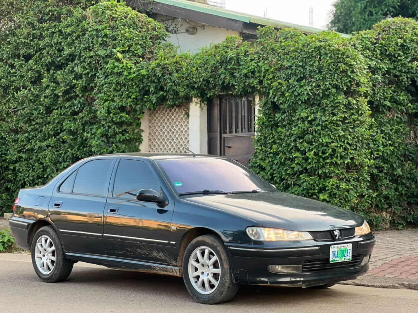 2003 Peugeot 406 Sedan — photo 2 of 8