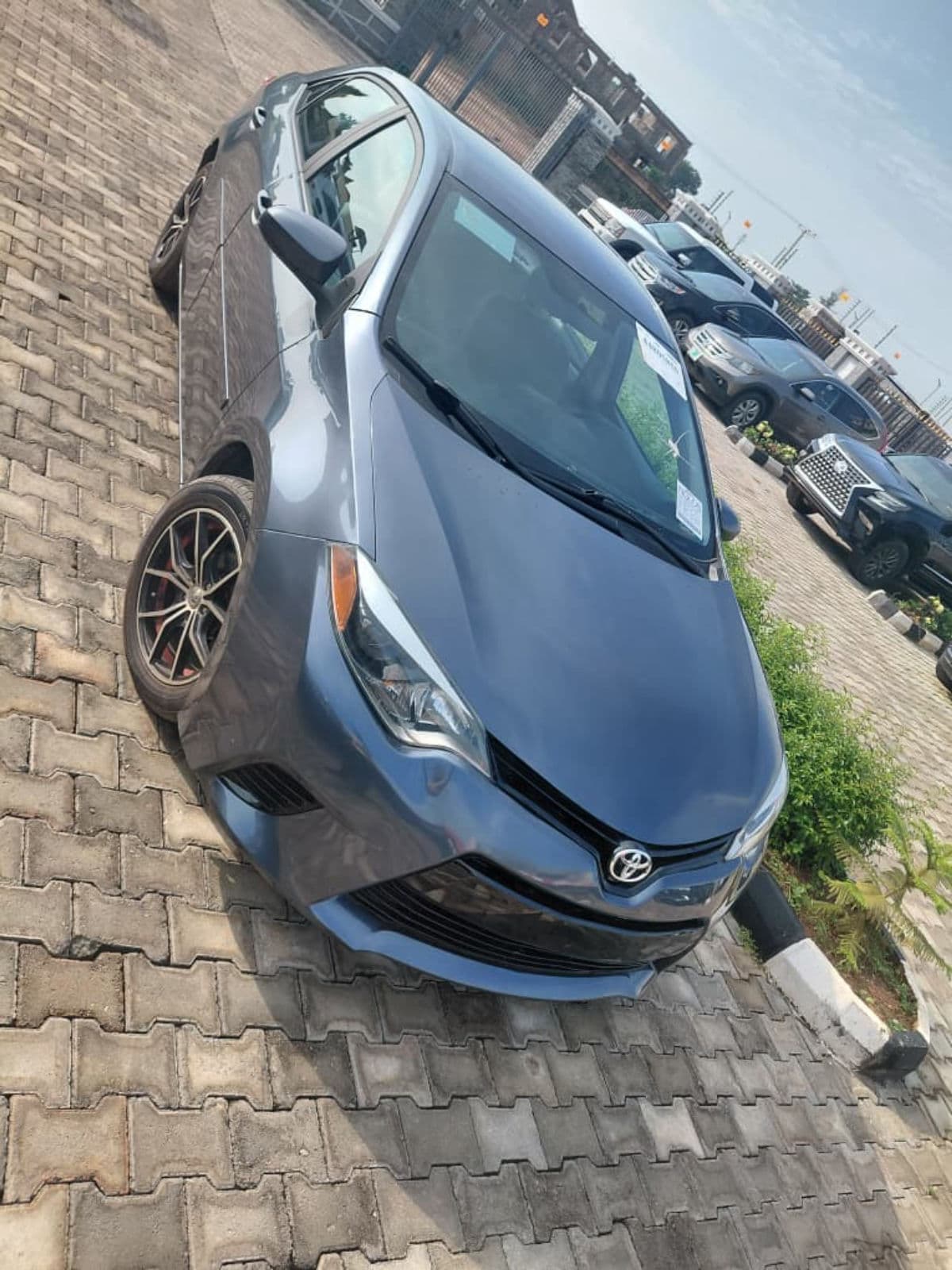 Toyota Corolla LE 2016