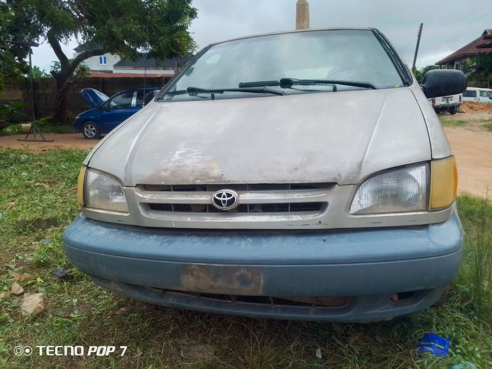 1999 Toyota Sienna Van/Minivan — Nigerian Used for sale in Oau, ife