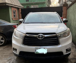 2016 Toyota Highlander SUV — for sale in Surulere