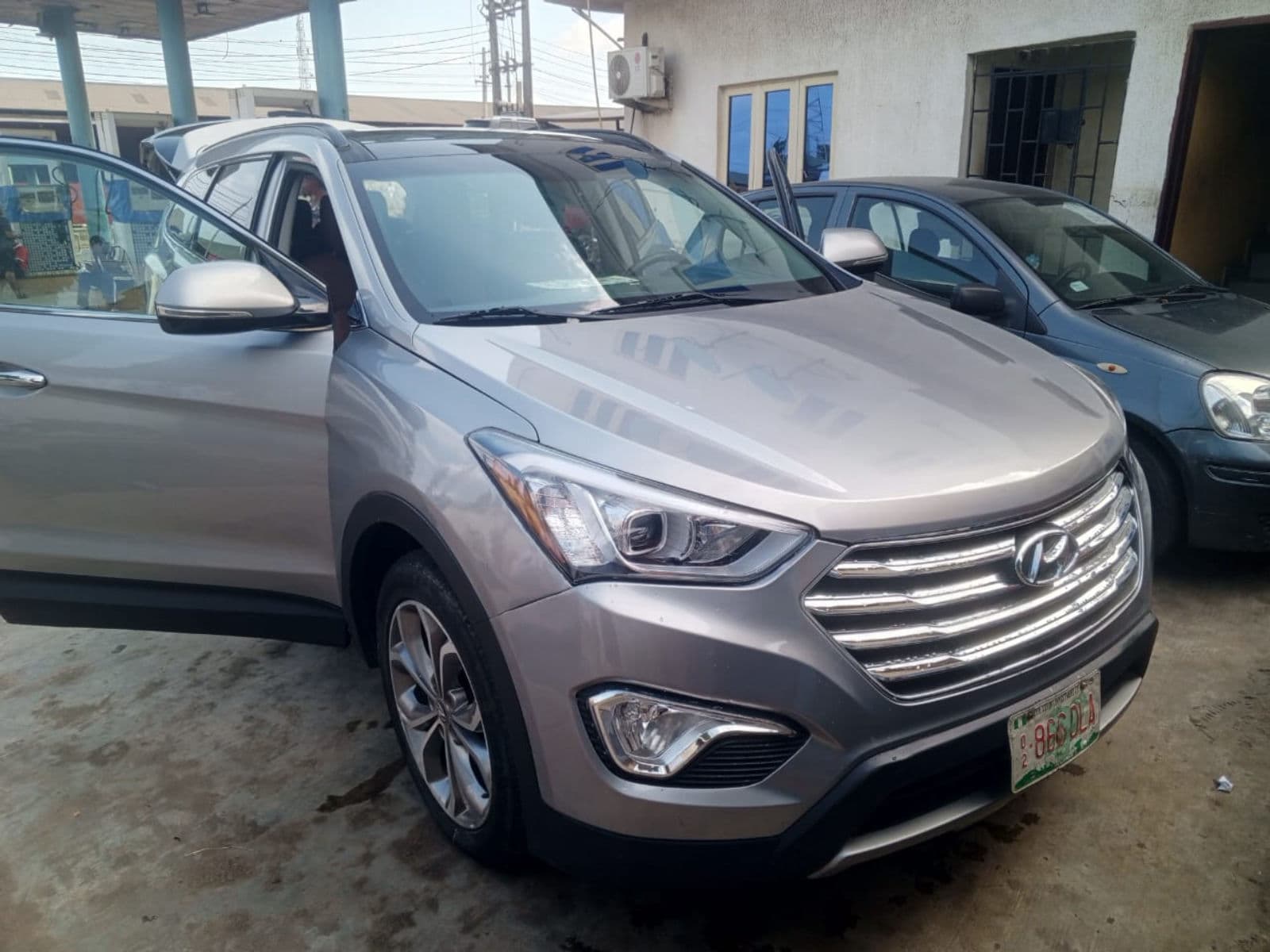 Foreign Used Toks 2016 Hyundai Santa Fe,3 row seater