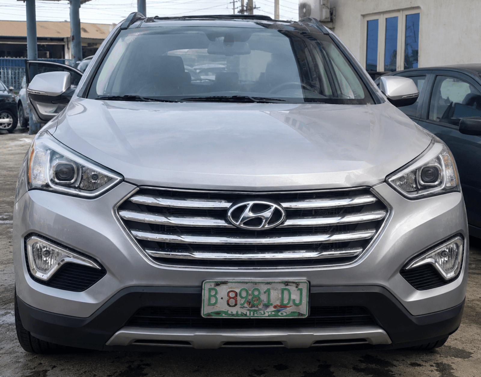 Foreign Used (Tokunbo) 2016 Hyundai Santa Fe 7-Seater Automatic SUV for Sale in Mushin, Lagos